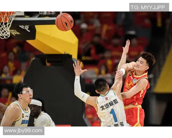 CBA精彩回放录像广东队对阵上海队全场比赛精彩瞬间重温
